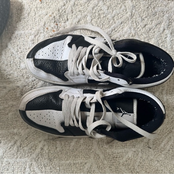 JORDAN AIR 1 Low SE Homage Split White Black (DR0502-101) Size 9 (Men's 7.5) - Picture 1 of 11